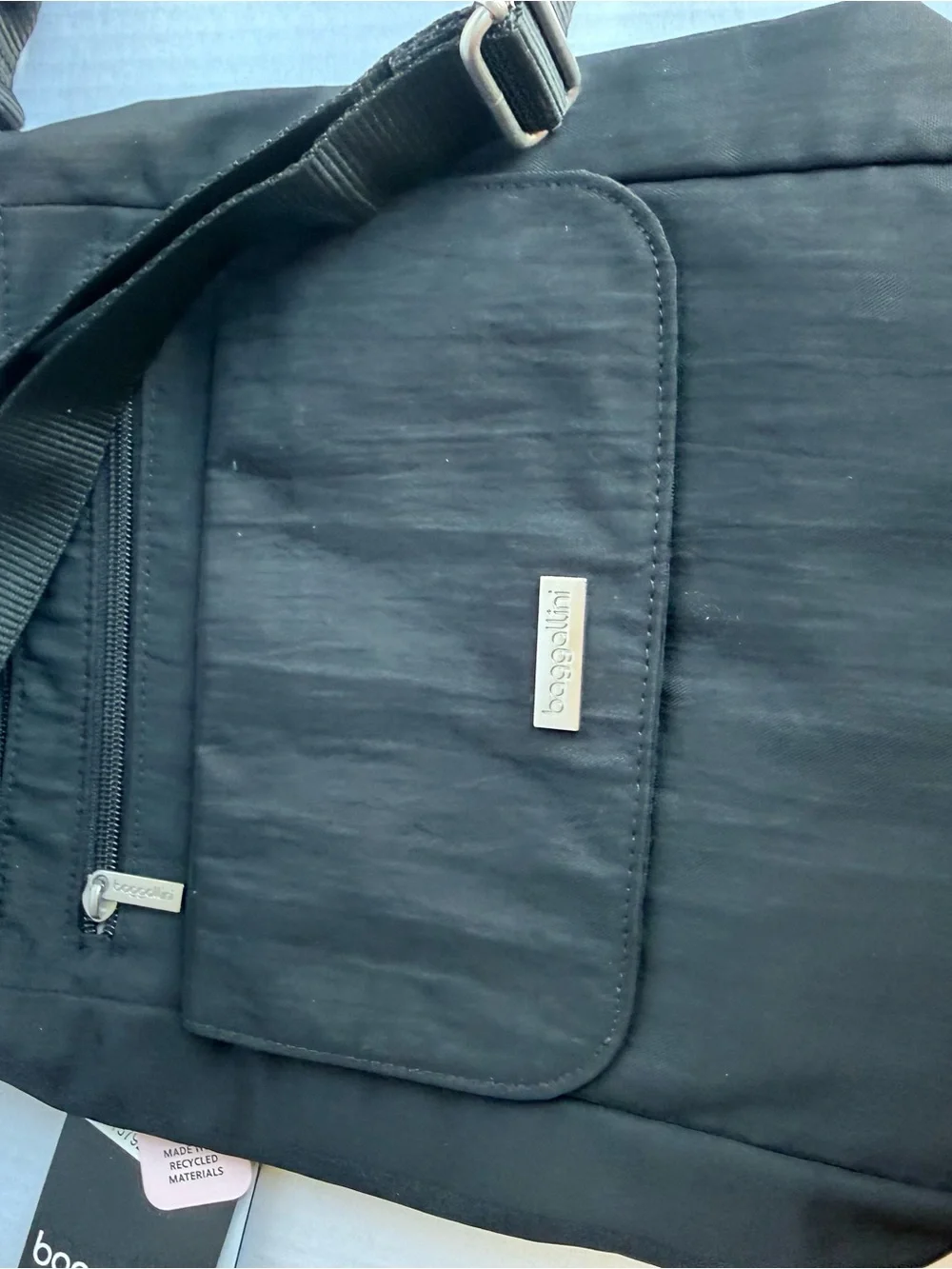 Baggallini Town Black Lightweight Crossbody Bag NWT